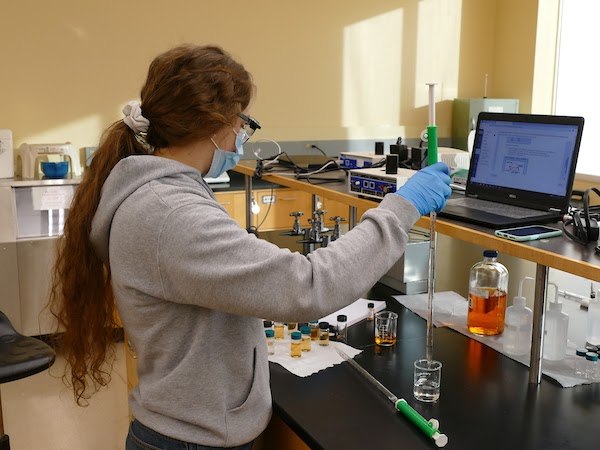 Student in Bio Lab